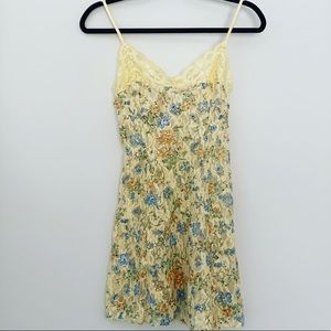 Nuisette en dentelle fleurie 🌼